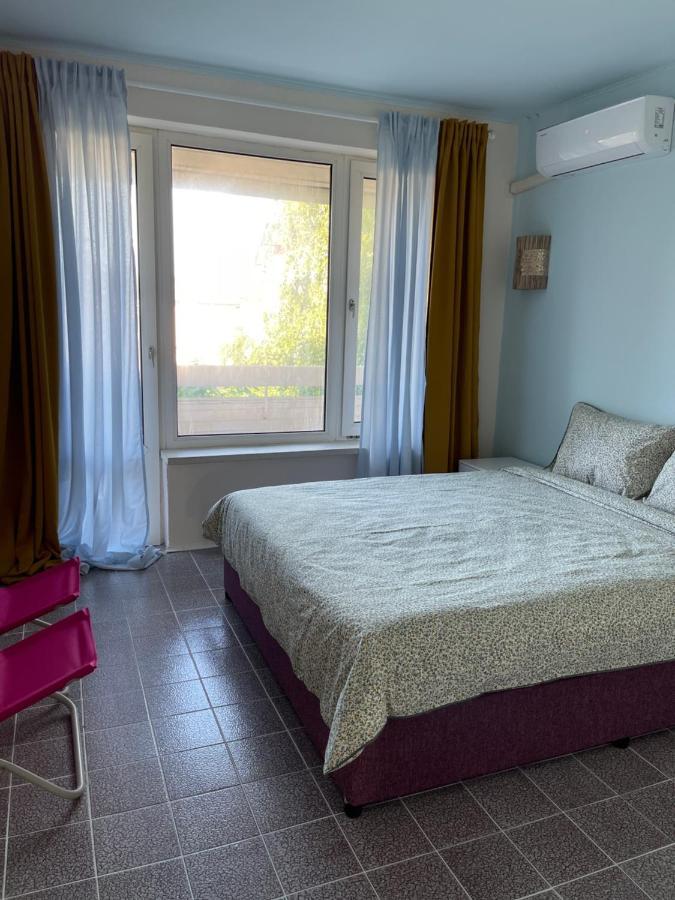 Amadina Garden Hotel Lozenec Kültér fotó
