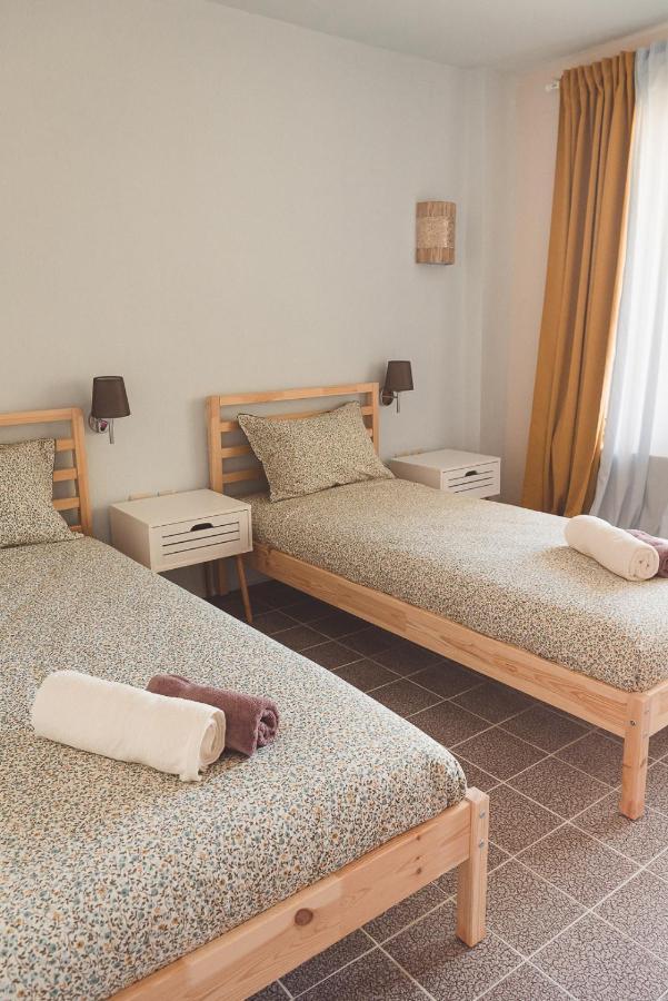 Amadina Garden Hotel Lozenec Kültér fotó