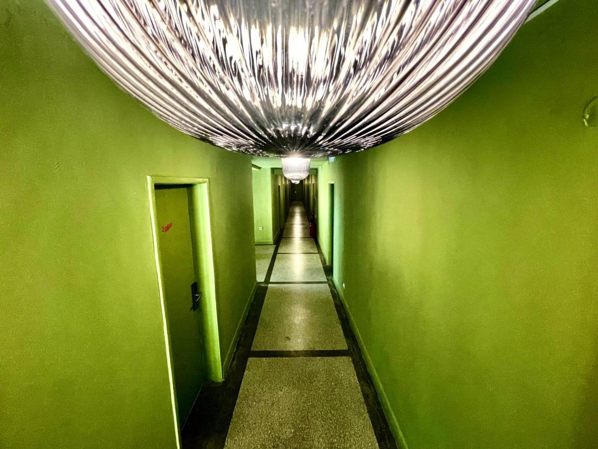 Amadina Garden Hotel Lozenec Kültér fotó