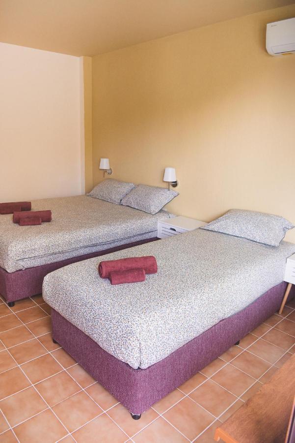Amadina Garden Hotel Lozenec Kültér fotó